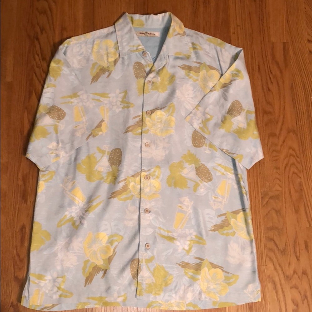 Tommy Bahama button down L